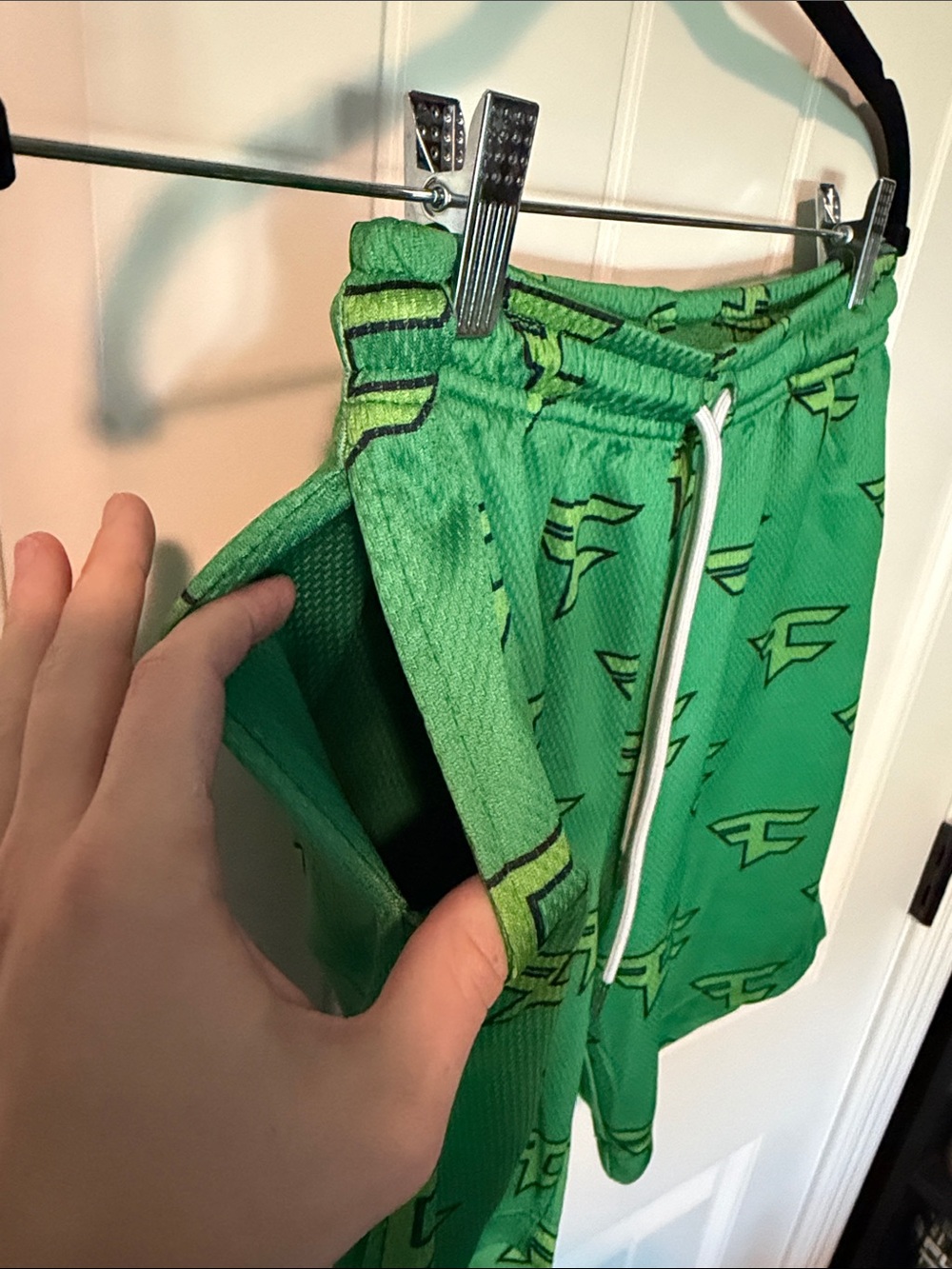 Faze Rug “Rugrats” Mesh Shorts - Picture 5 of 6